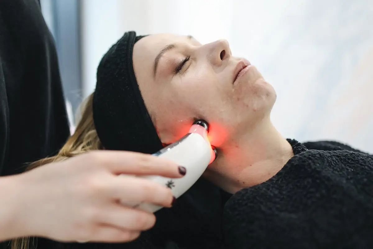 Read more about the article Fraxel vs. IPL: What’s the Difference?
