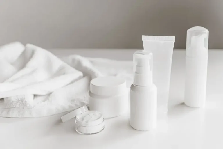 Retinol vs. Retinoid: What’s the Difference?